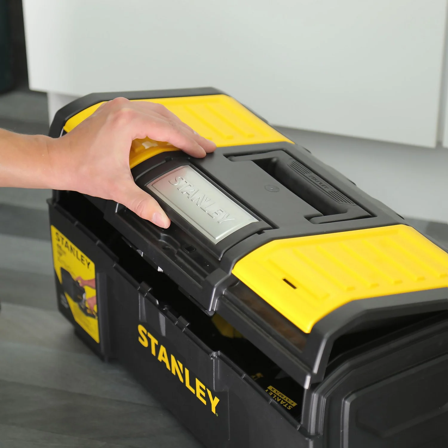 STANLEY Essential 19''Toolbox (STST1-75517) 6 STANLEY Essential 19''Toolbox (STST1-75517) - Image 4