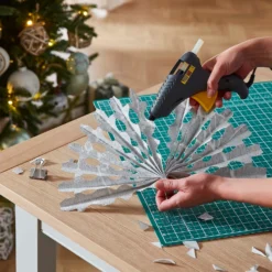 STANLEY Trigger Feed DualMelt 40W Corded Glue Gun (0-GR25) -Silverlife Store 12806263 1654882955289744