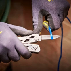 STANLEY 12 In 1 Multi-Tool (0-84-519) 13 STANLEY 12 In 1 Multi-Tool (0-84-519) -Silverlife Store 12806748 8874882985820567