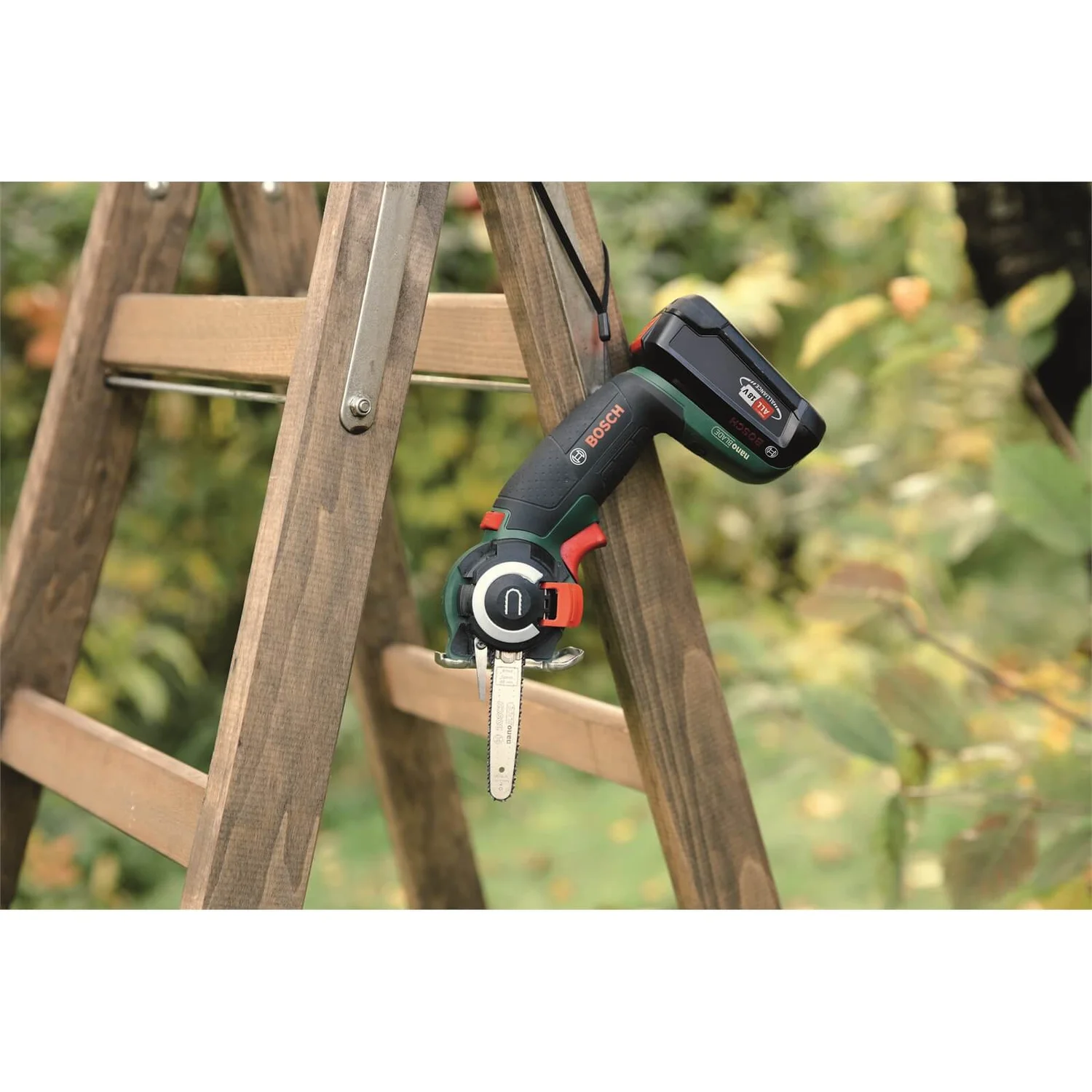 Bosch AdvancedCut 18 Cordless Specialised Saw 10 Bosch AdvancedCut 18 Cordless Specialised Saw - Image 8