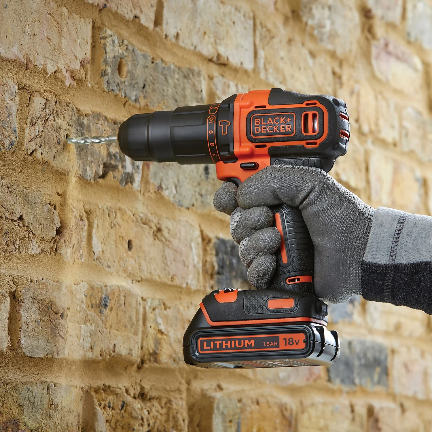 Black & Decker BLACK+DECKER 18V Cordless Combi Drill And Impact Driver (BCK25S2S-GB) 4 Black & Decker BLACK+DECKER 18V Cordless Combi Drill And Impact Driver (BCK25S2S-GB) - Image 2