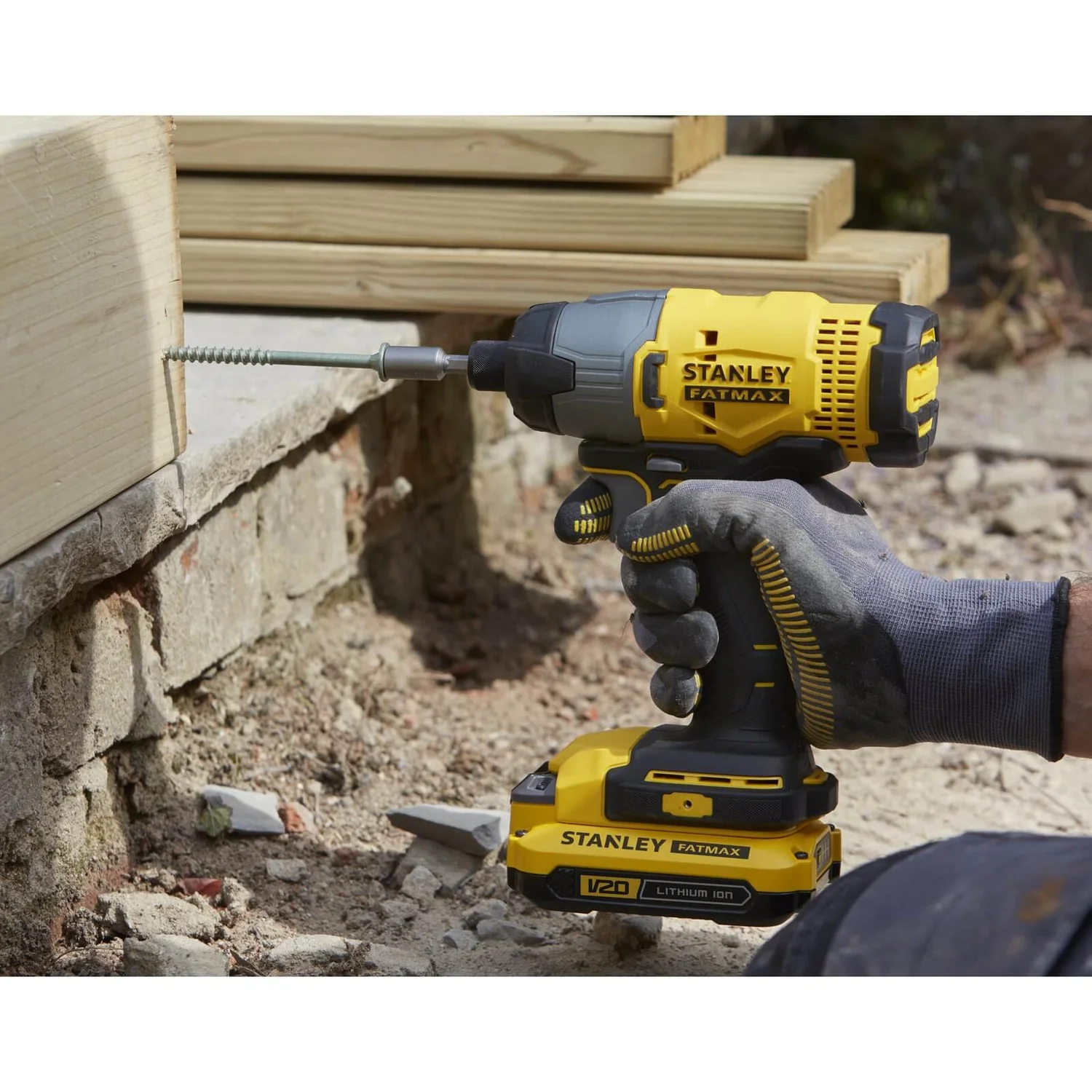STANLEY FATMAX V20 18V Cordless Impact Driver With Kit Box (SFMCF800D1K-GB) 4 STANLEY FATMAX V20 18V Cordless Impact Driver With Kit Box (SFMCF800D1K-GB) - Image 2