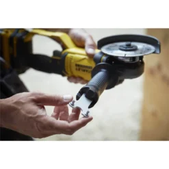 STANLEY FATMAX V20 18V Cordless Angle Grinder With Kit Box (SFMCG400D1K-GB) -Silverlife Store 12838901 1984832952574842