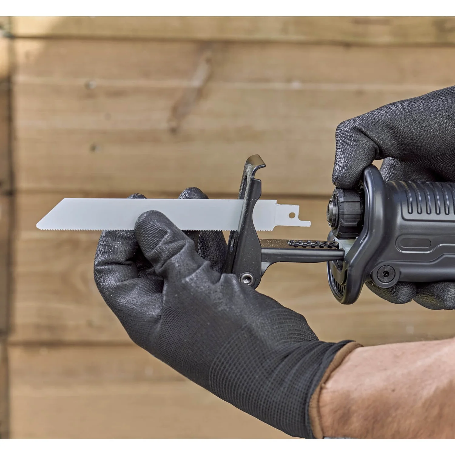 Black & Decker BLACK+DECKER 750W Corded Reciprocating Saw With Branch Holder And Blades (BES301-GB) 10 Black & Decker BLACK+DECKER 750W Corded Reciprocating Saw With Branch Holder And Blades (BES301-GB) - Image 8