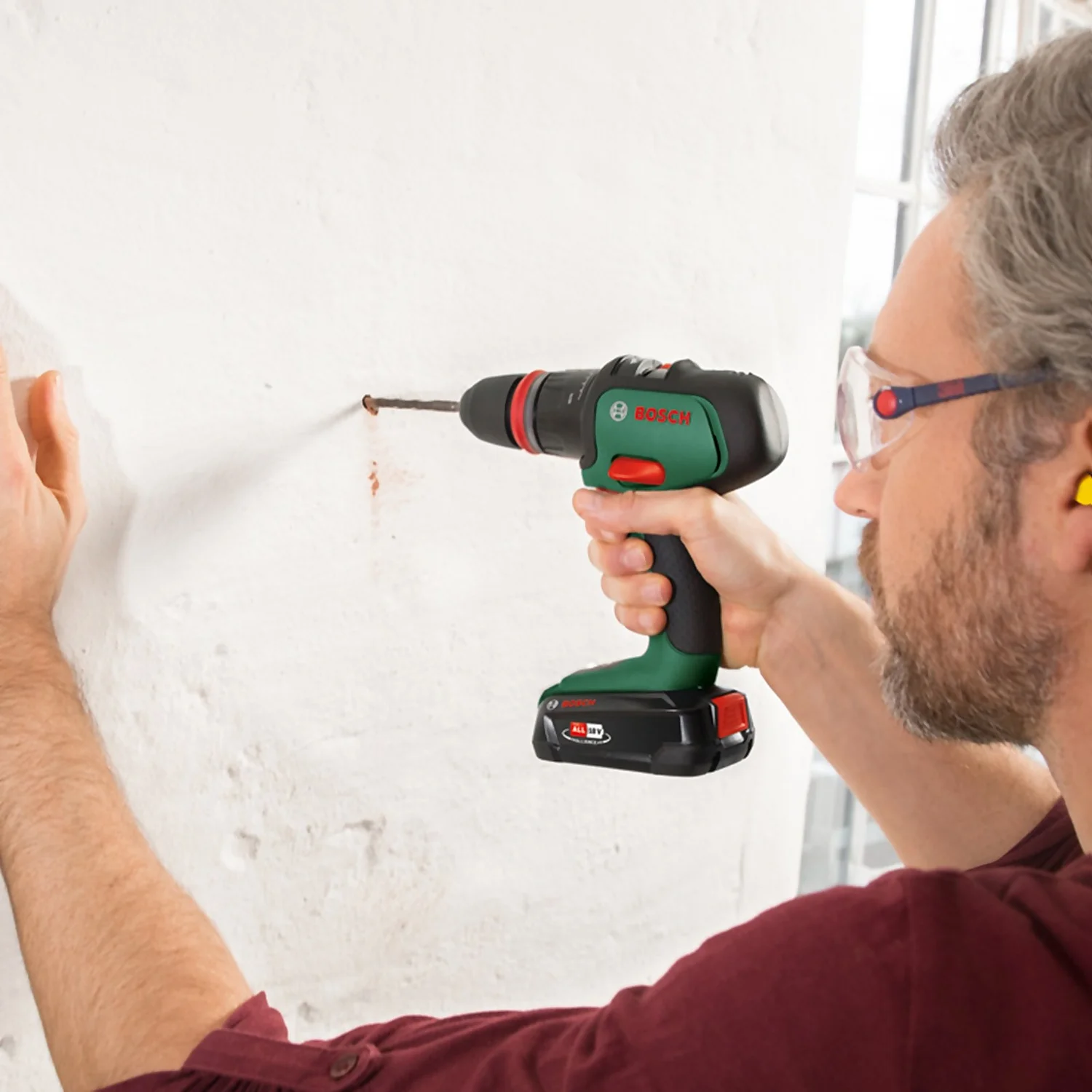 Bosch AdvancedImpact 18 Impact Driver With 2 X 2.5 Ah Batteries, Charger & 3 Attachment Set 9 Bosch AdvancedImpact 18 Impact Driver With 2 X 2.5 Ah Batteries, Charger & 3 Attachment Set - Image 7